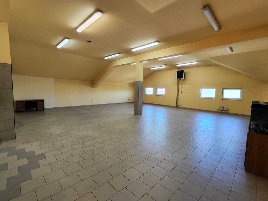 Wynajmę powierzchnię usługową, handlową lub magazynową – 140 m²