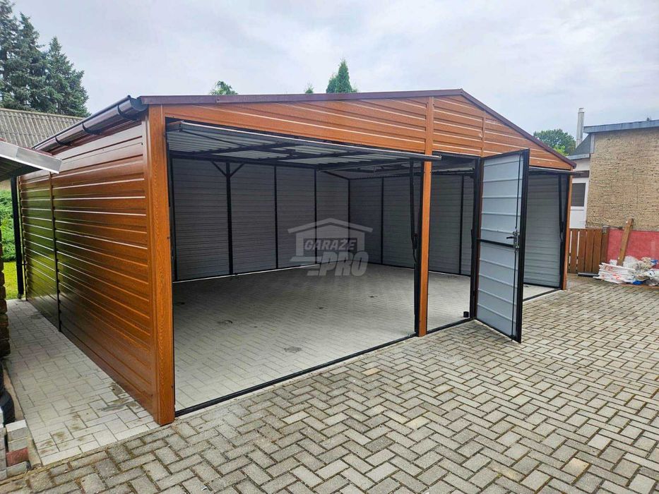 Garaż blaszany 7x6 Brama - drzwi złoty dąb  Dach rynny GP598
