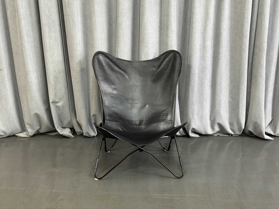Чорне вінтажне шкіряне крісло МЕТЕЛИК/шкіряні крісла/меблі з Європи