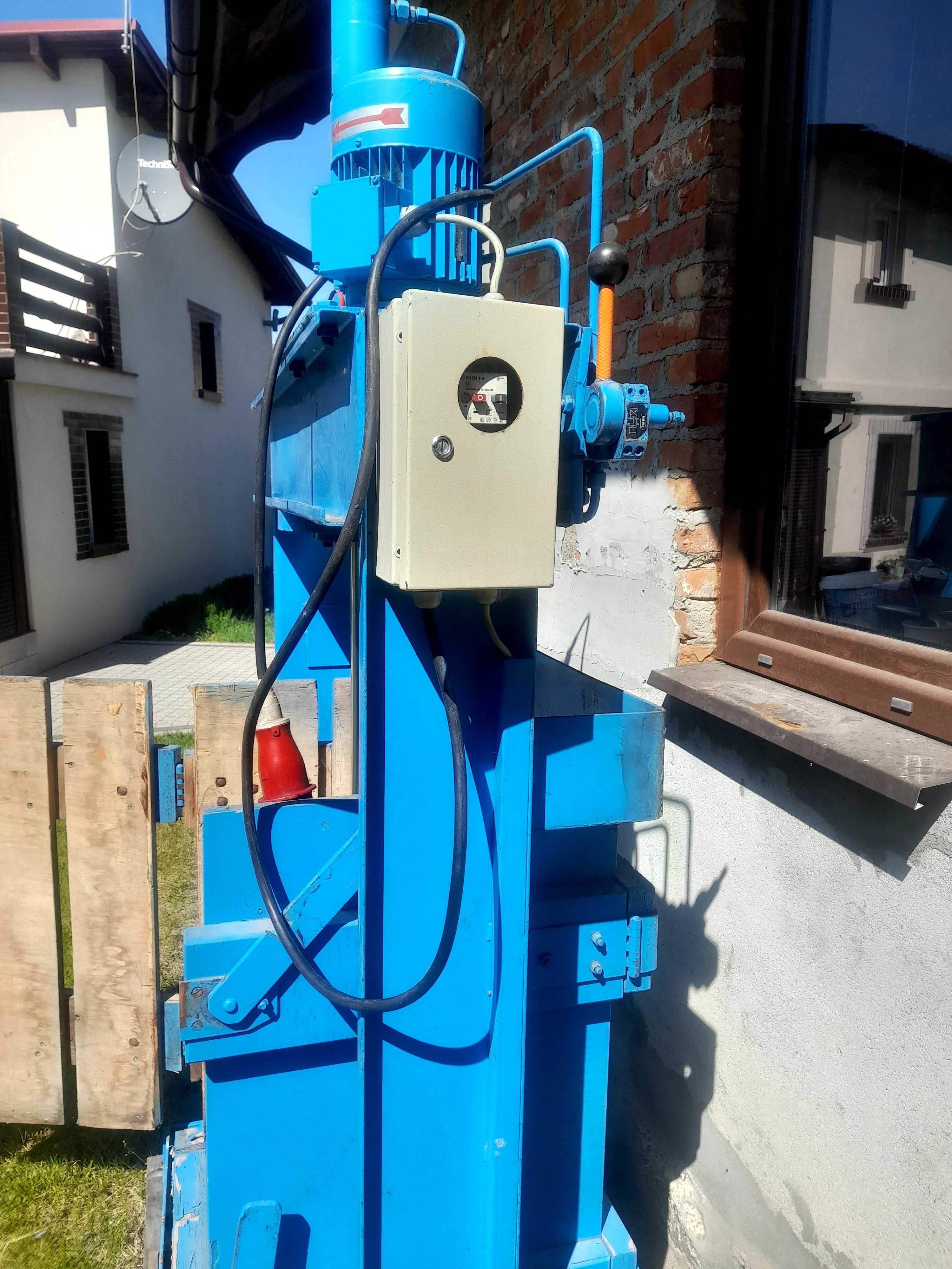 Prasa hydrauliczna, Belownica do śmieci, makulatury, foli, odzieży,