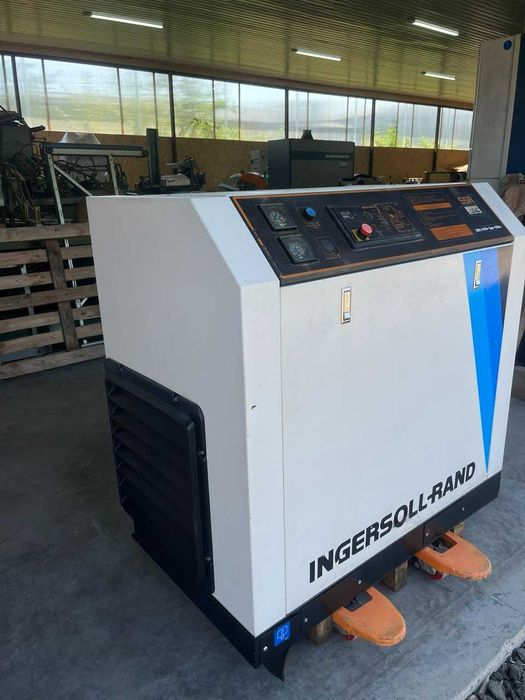 Гвинтовий компресор..Винтовой компрессор..Ingersoll Rand