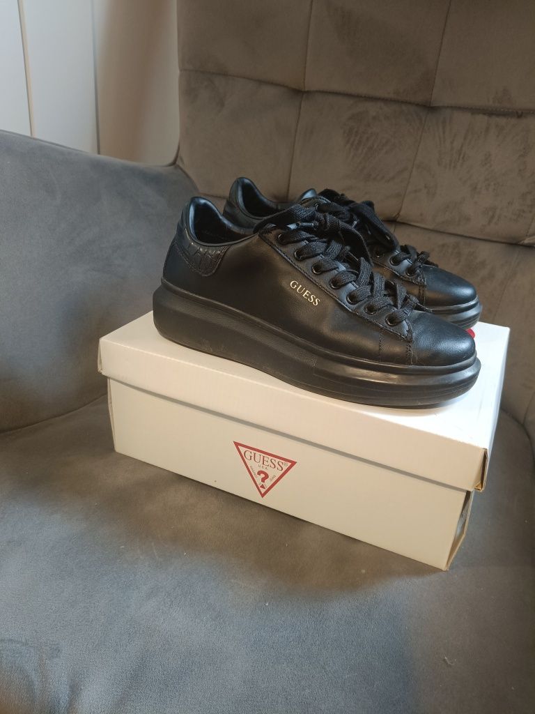 Buty Guess rozmiar 37