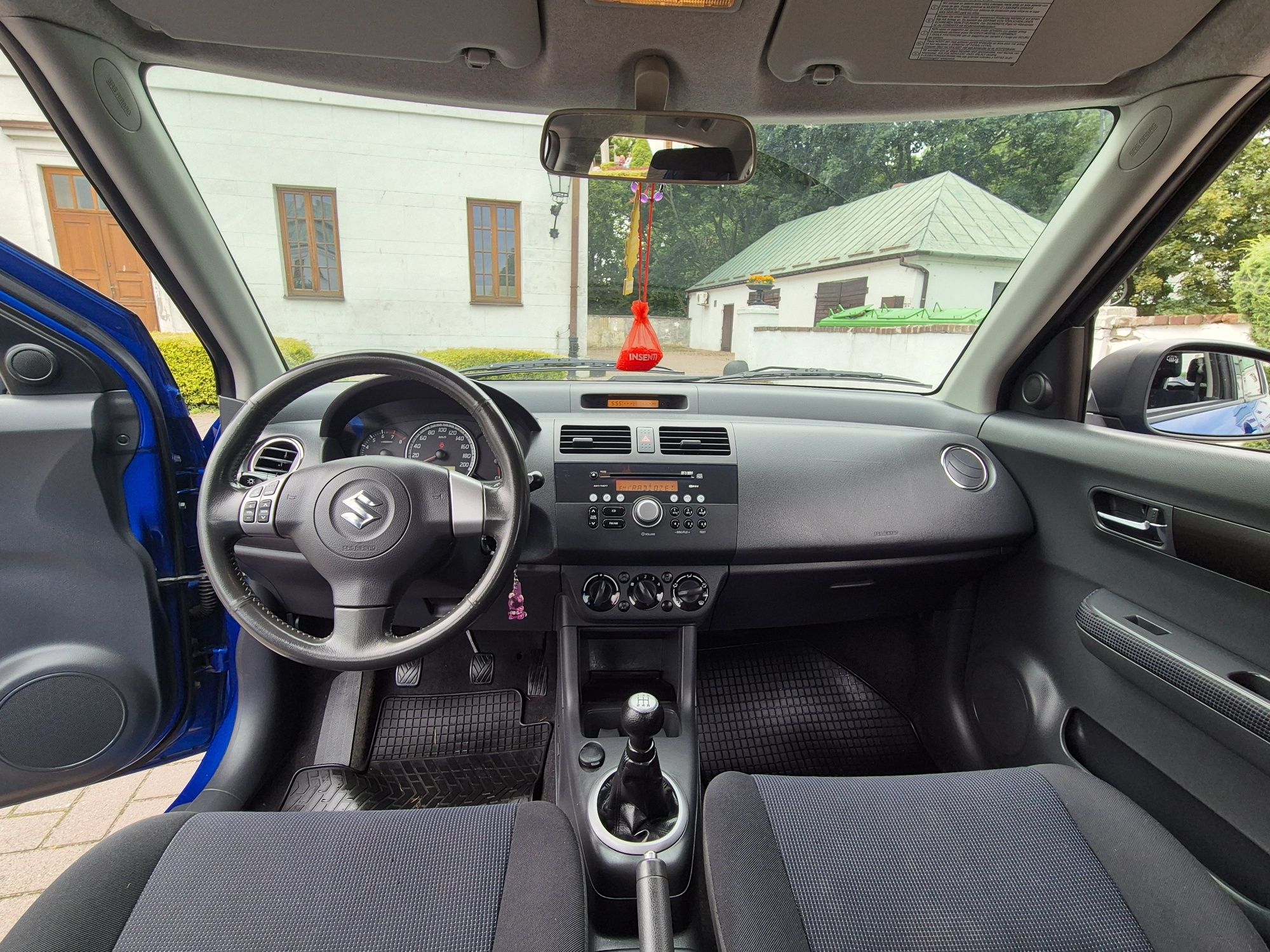Suzuki Swift 1.3 92KM  benzyna 5 drzwi