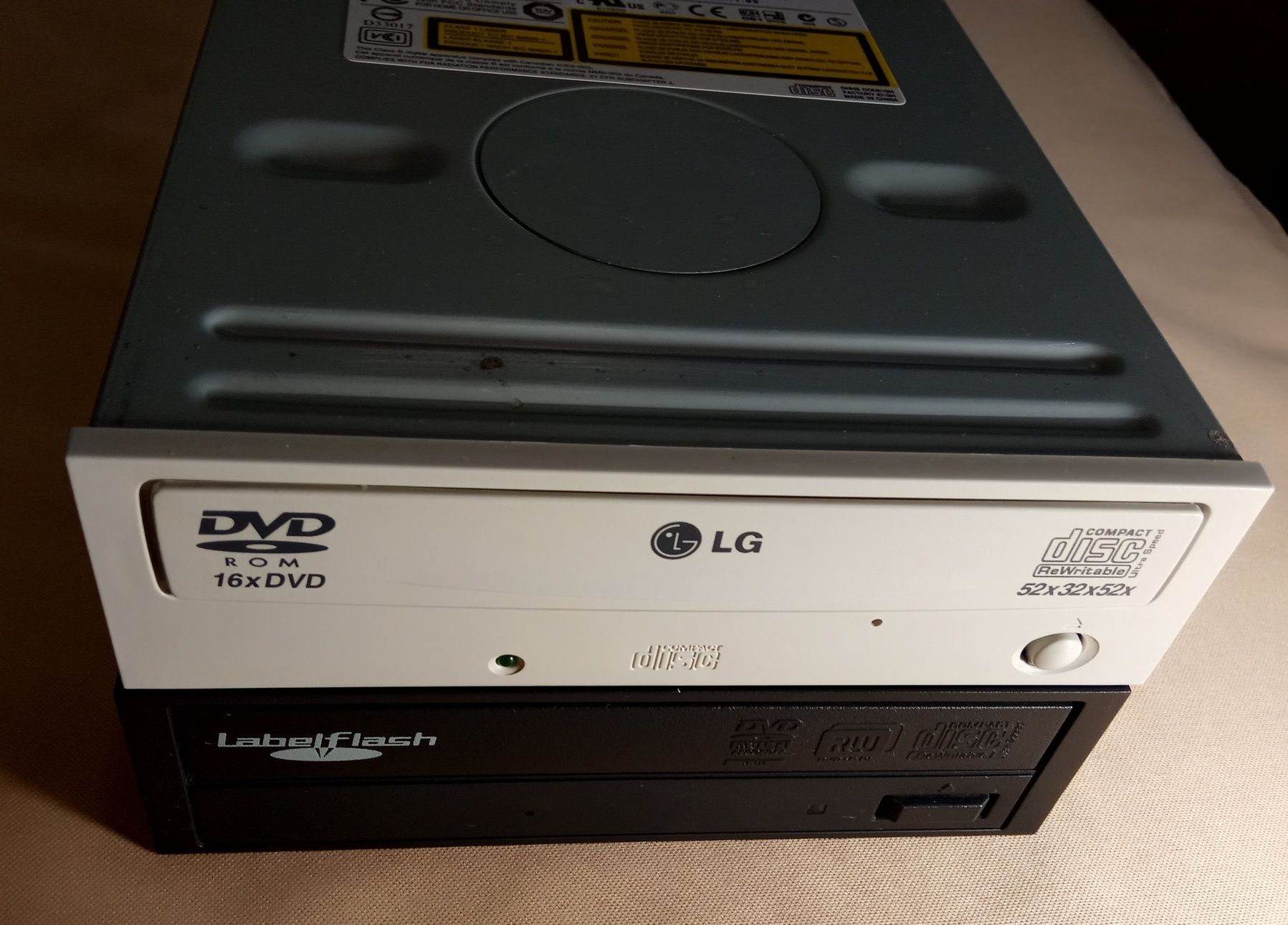 CD-ROM ,  DVD-ROM ,LG GCC-4521B , Sony AD-7173A  (рабочие)