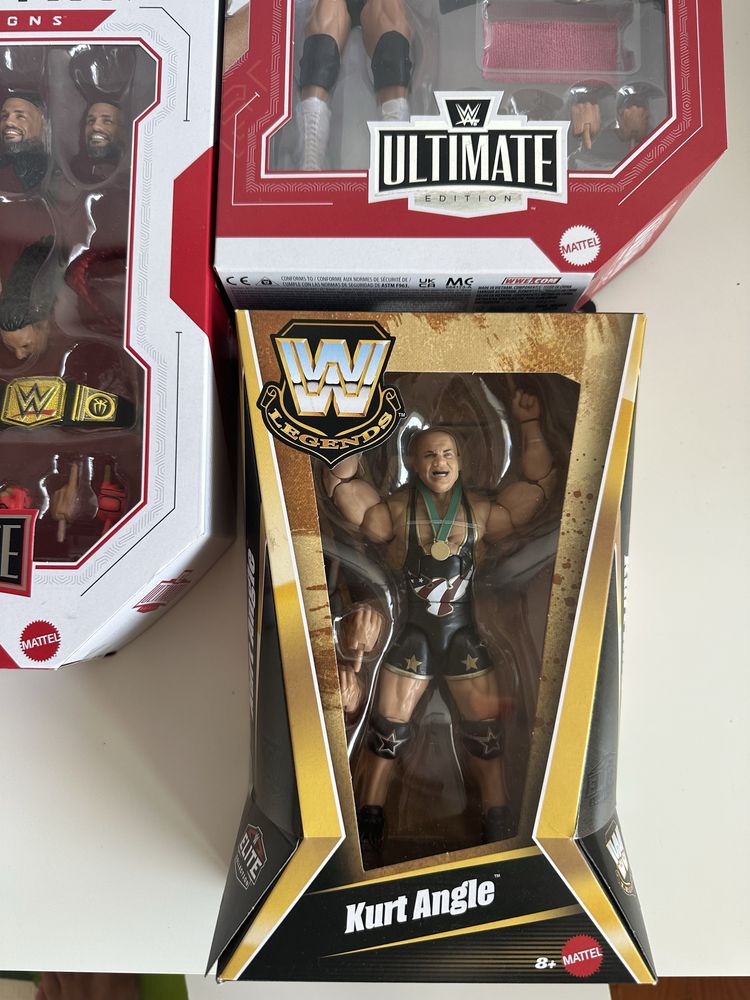 Figuras WWE edições limitadas