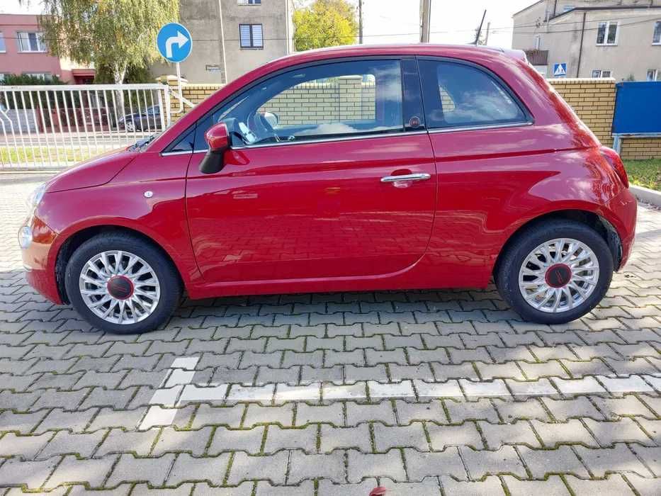 Wynajem samochodu osobowego FIAT 500 1.0 Hybrid 70KM ŚLĄSK