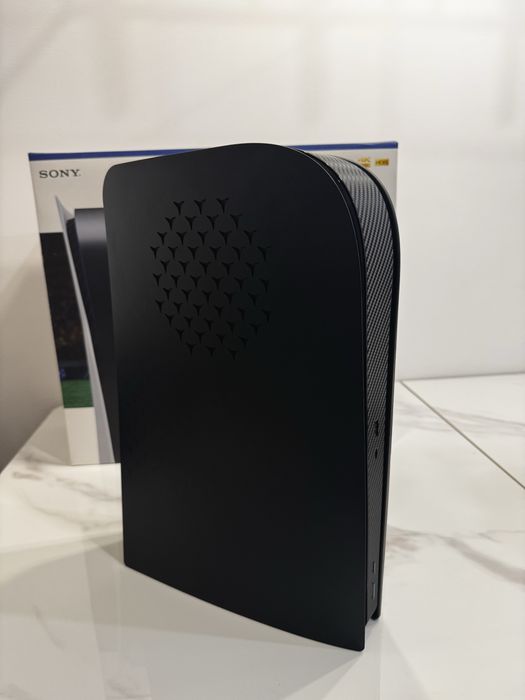 PS5 z napędem 825GB + PAD + uchwyt na pady