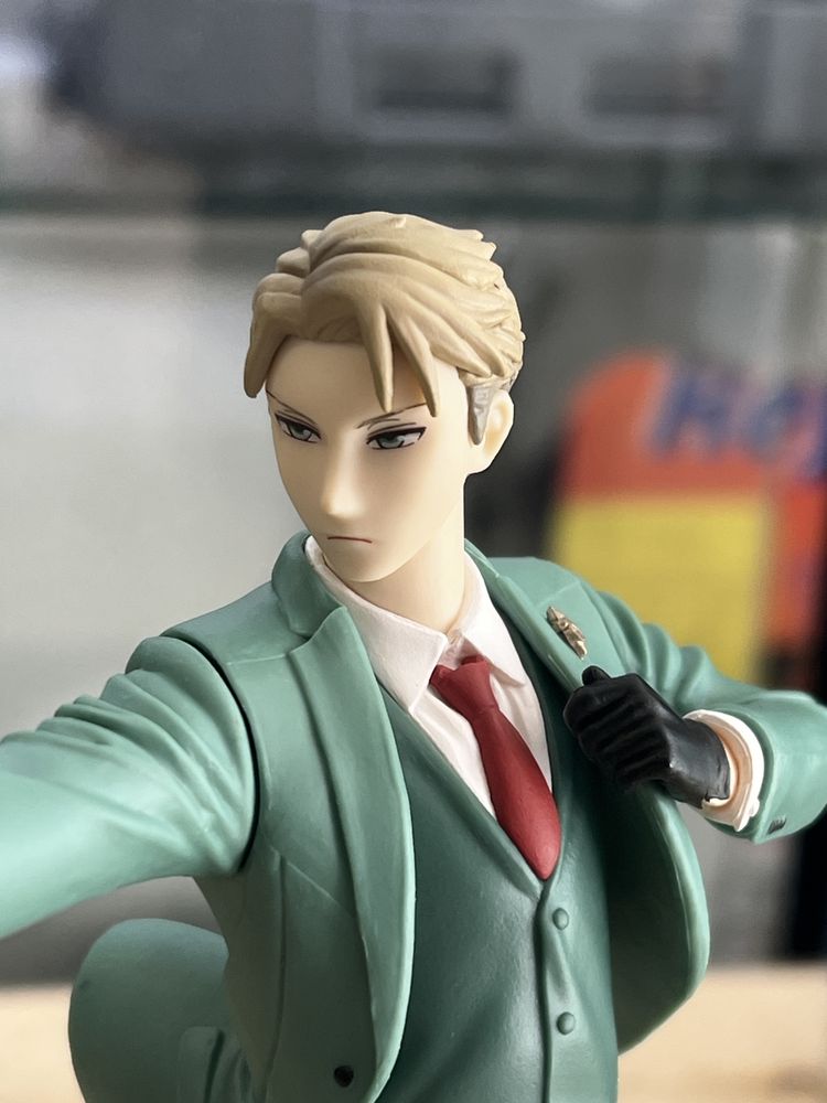 Figure Agent Twilight Loid Forger Spy X Family