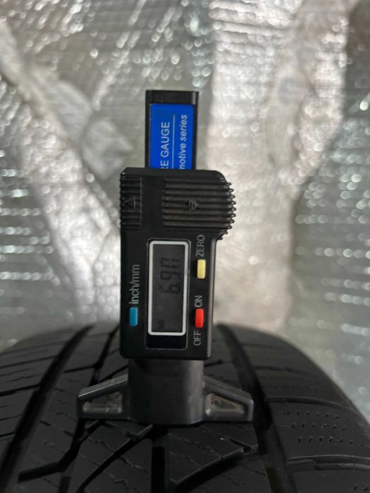 Шини Б/в 205.60.16 пара Hankook