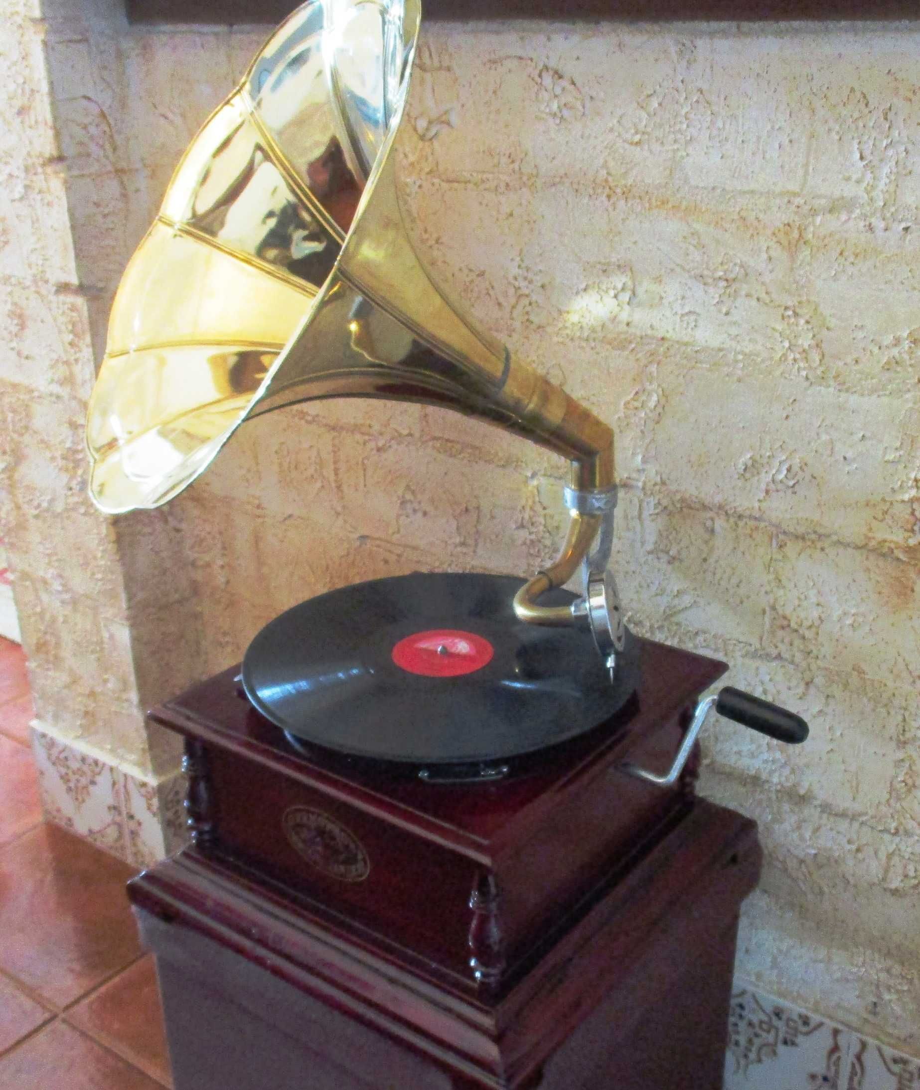 Grafonola antiga gramophone