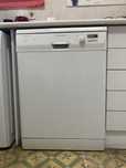 Máquina de lavar loiça Electrolux