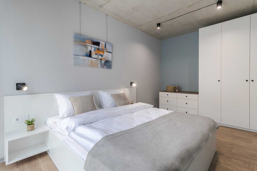 Квартира на 4 осіб. Довгострокова оренда