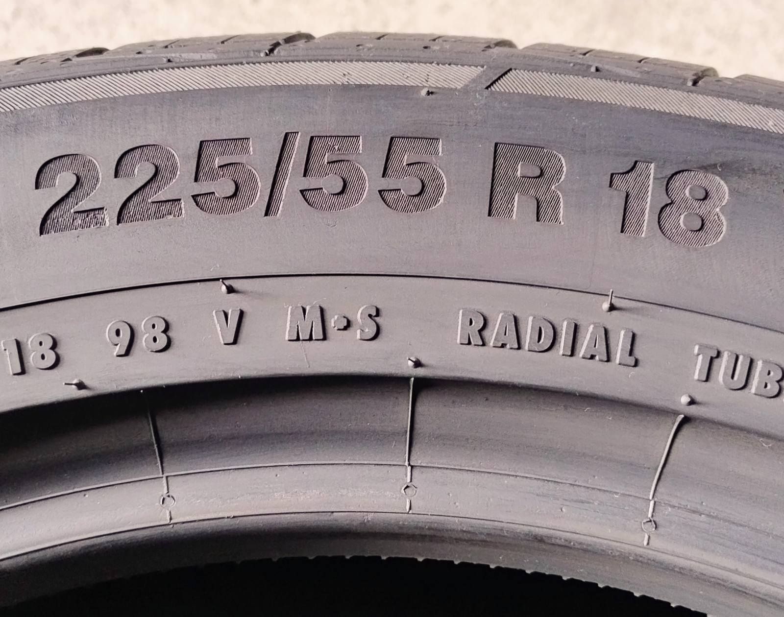 Шини літні  всесезонні 225/55 Continental Cross Contact LX 2