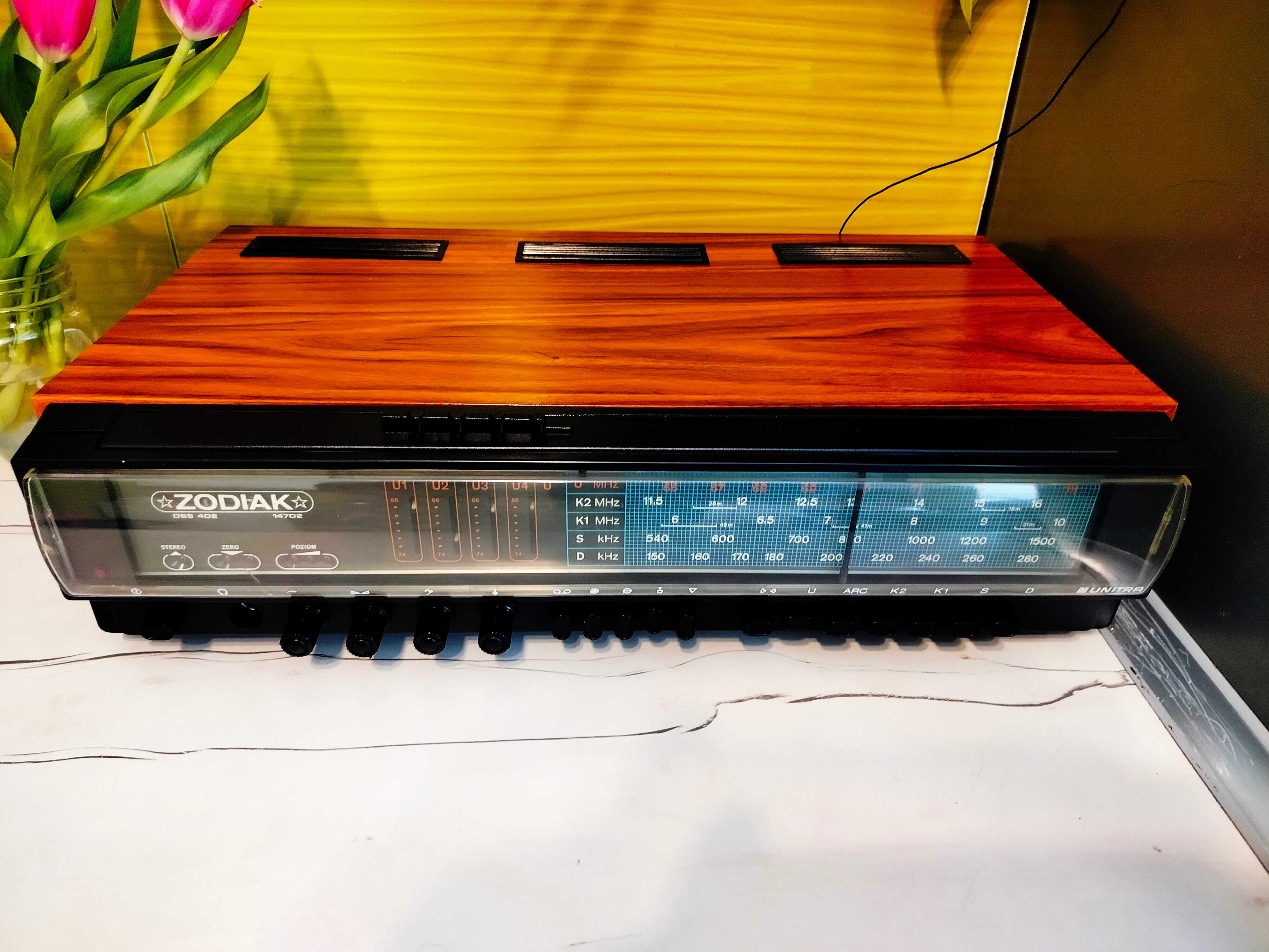 radio ZODIAK DSS 402