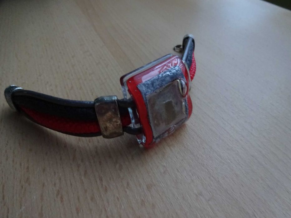 Bransoleta z pasków ze szkłem