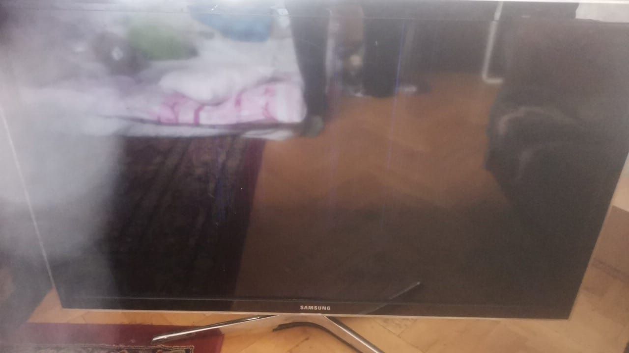 Telewizor Samsung 40" UE40D5000PW