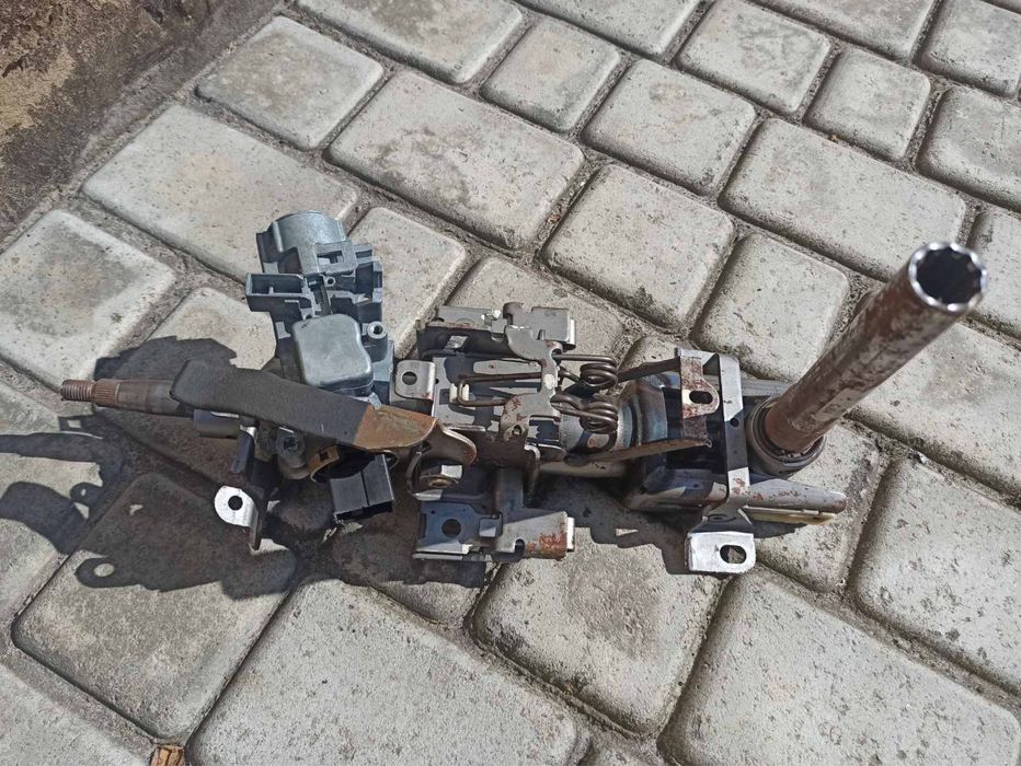 Рулевая колонка Mazda