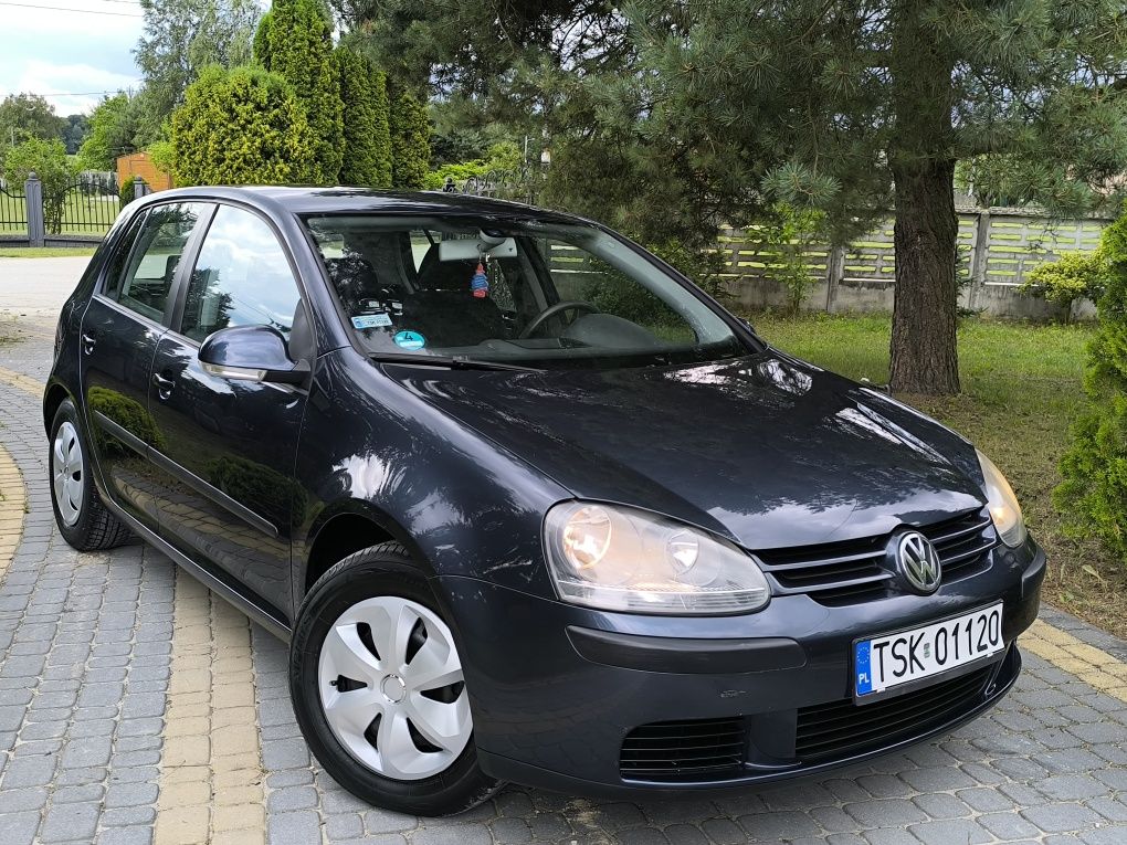 Volkswagen_Golf_V_5_1.4_Benzyna_Klima_EL_Szyby_Tempomat_Zadbany_