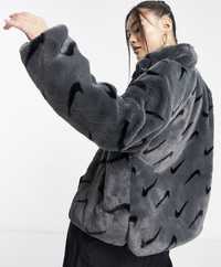 шубка Nike Plush Faux Fur All Over Print Jacket DQ6842-070