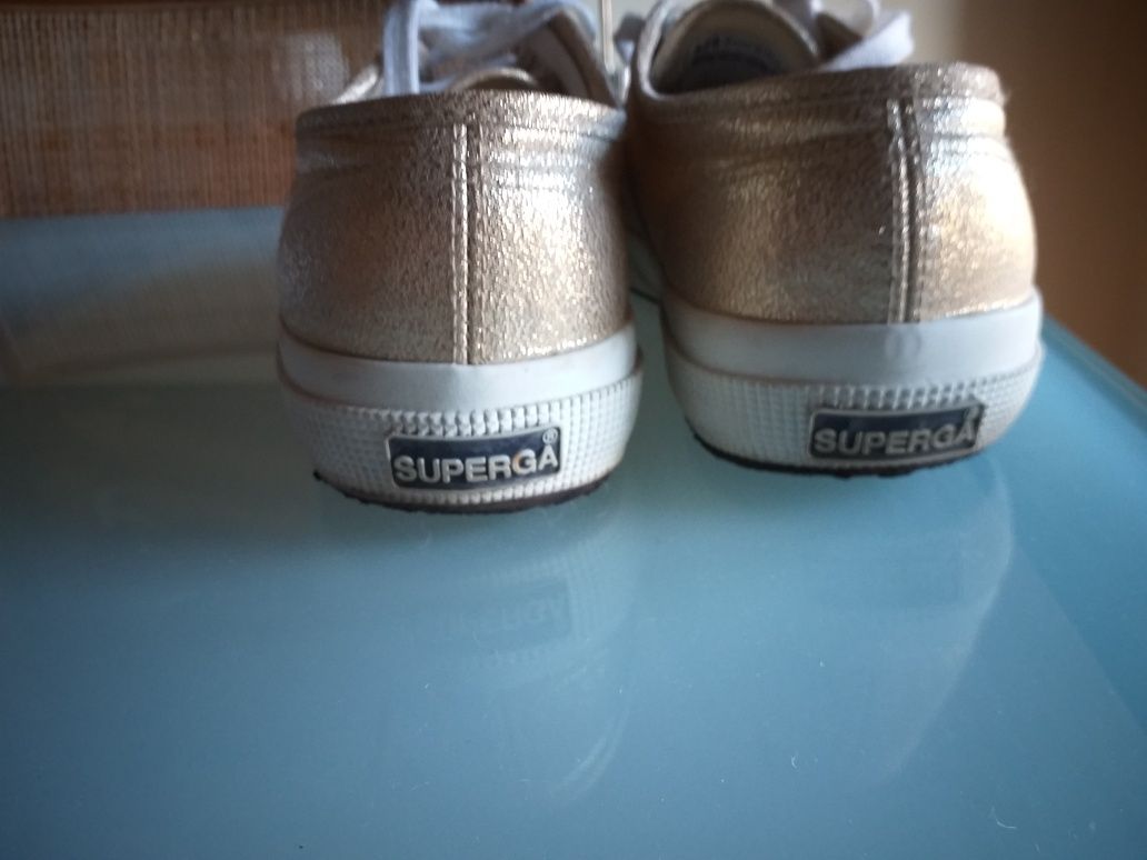 Tenis/ Sapatilhas Superga + Tenis Tipo Golden Goose