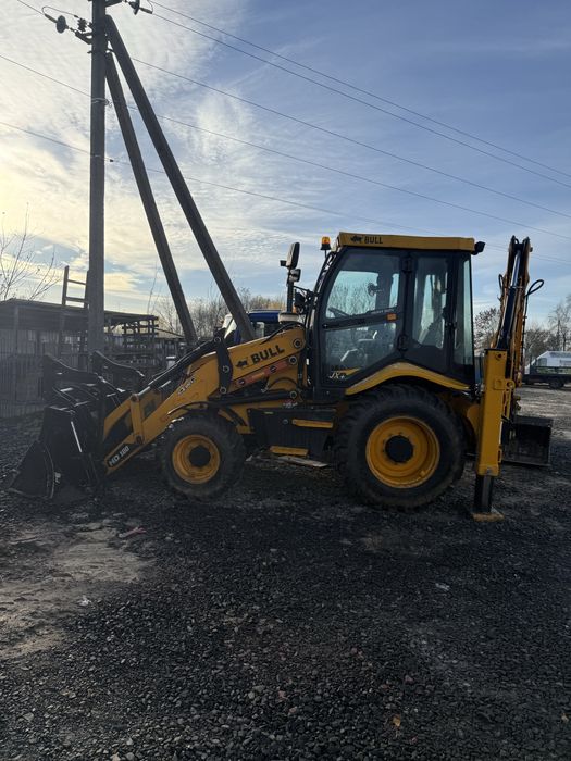 Послуги трактора єскаватора , маніту