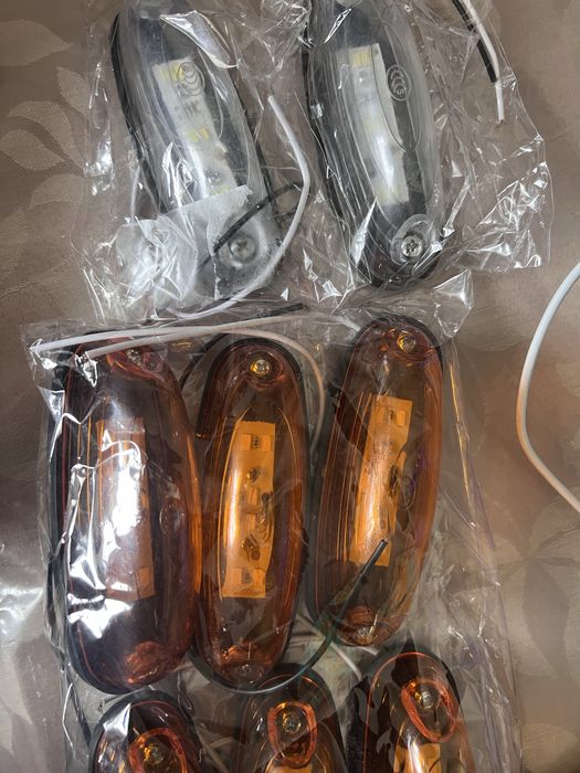 Luzes para automovel matricula e presenca