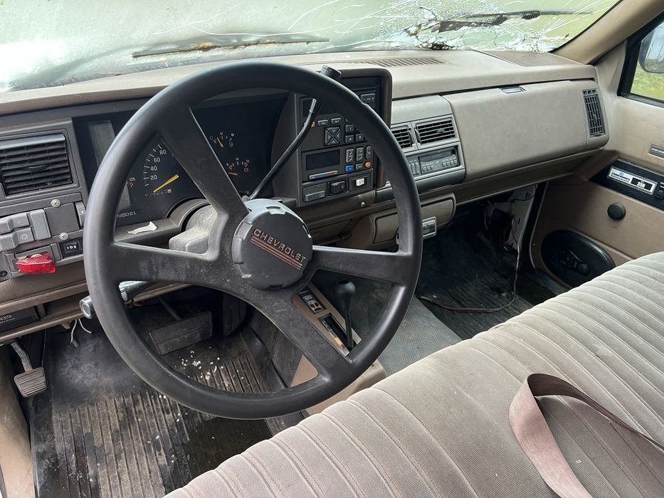 Chevrolet Suburban 1992 рік