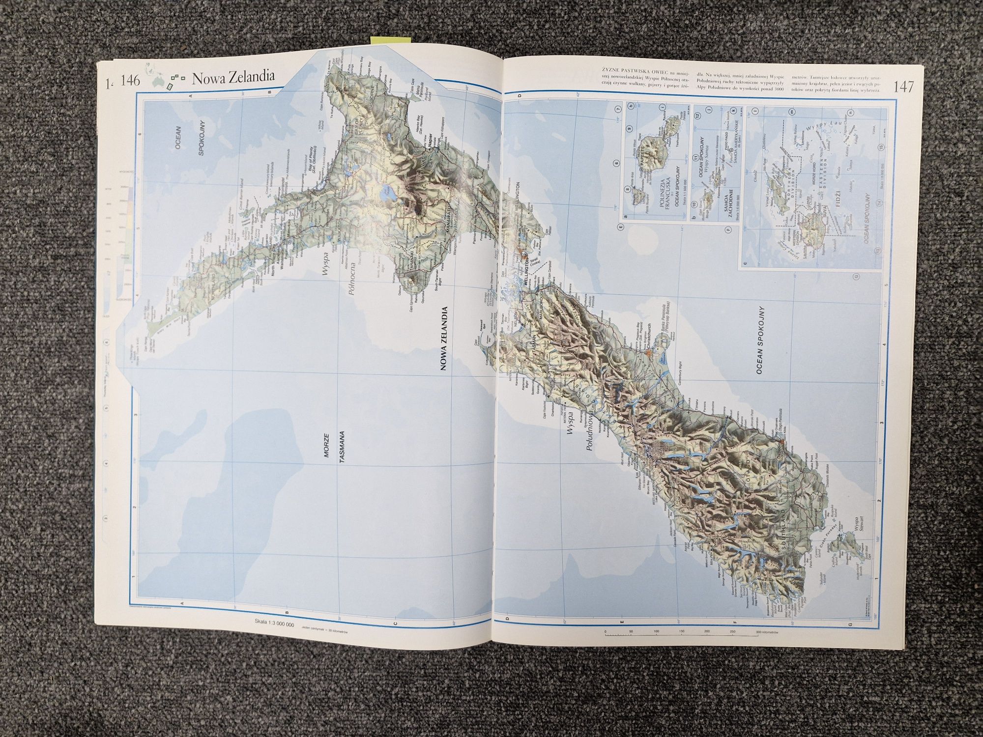 8561. "Ilustrowany atlas świata " Readers Digest