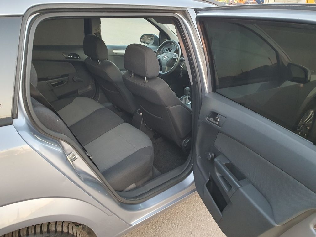 Продам Opel Astra H 1.6 Twinport Wagon