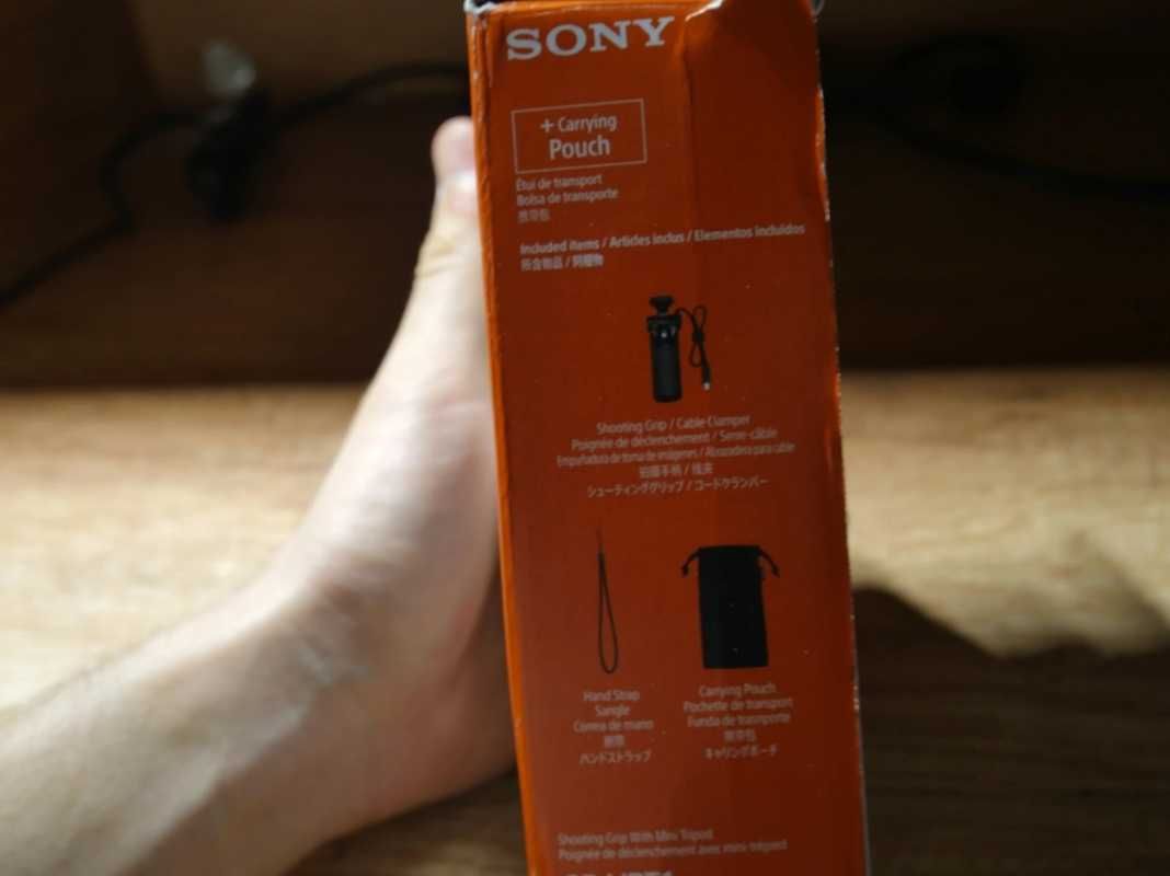 Statyw z pilotem do kamery Handycam Sony GP-VPT1