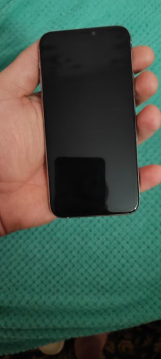 Продам Айфон 11 про