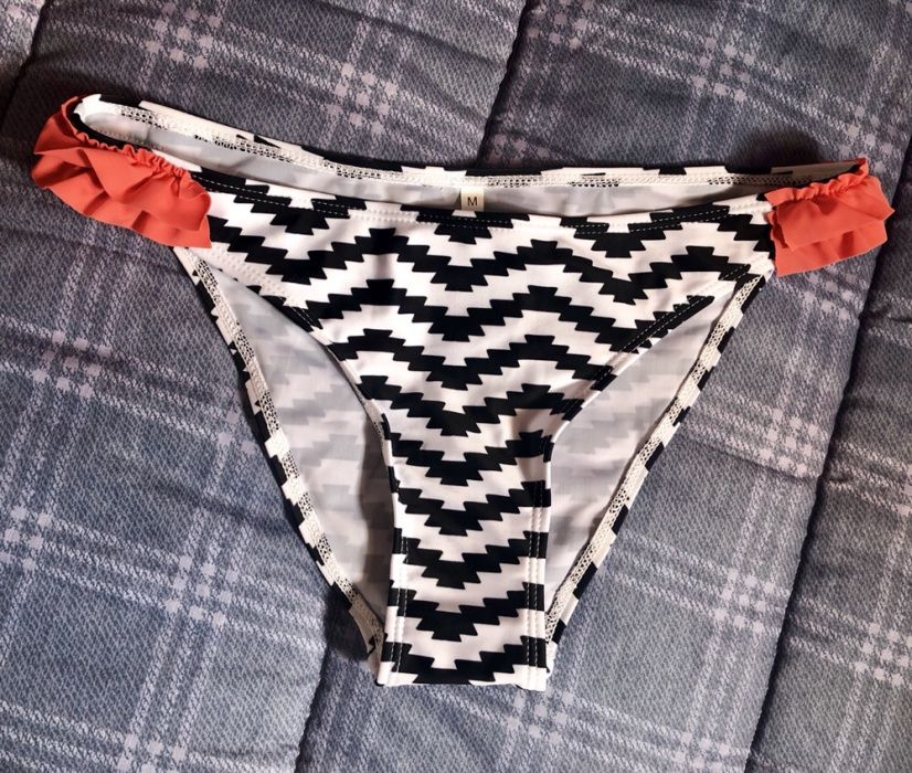 Cuecas Bikini - Zig Zag Preto e Folho Laranja - NOVAS