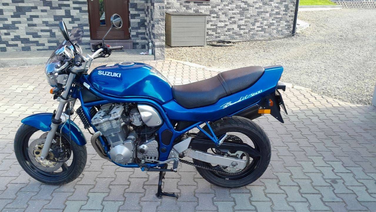 Suzuki Bandit GSF600 super stan