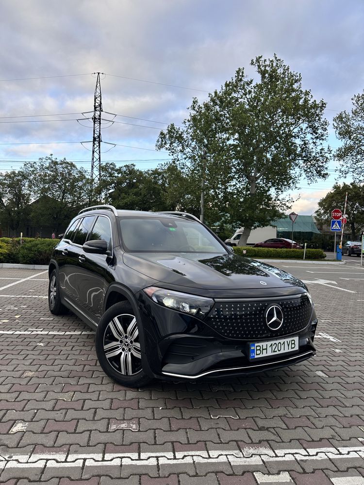 Mercedes EQB 250+
