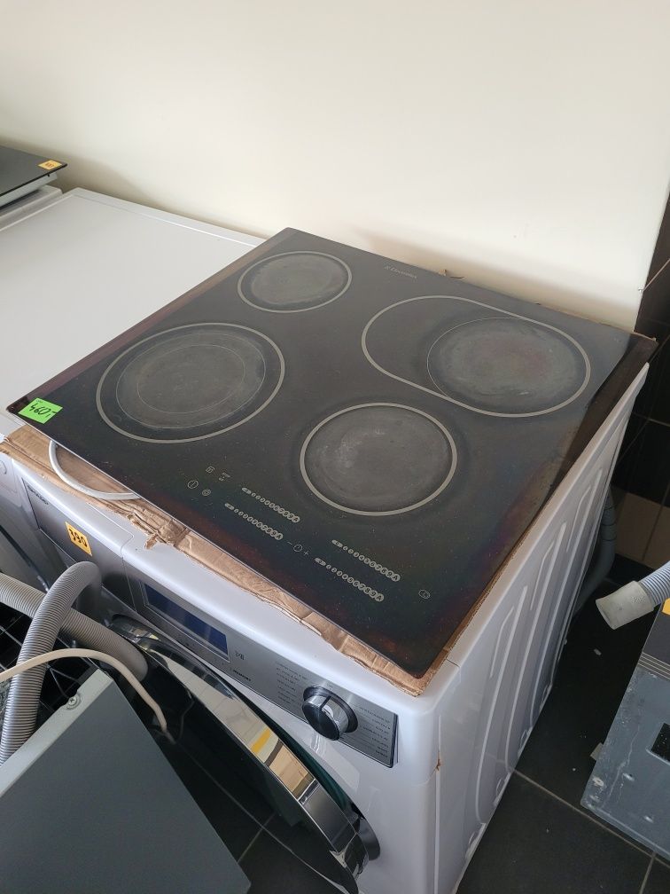 Sprzedam płytę ceramiczną firmy Electrolux z możliwością dostawy