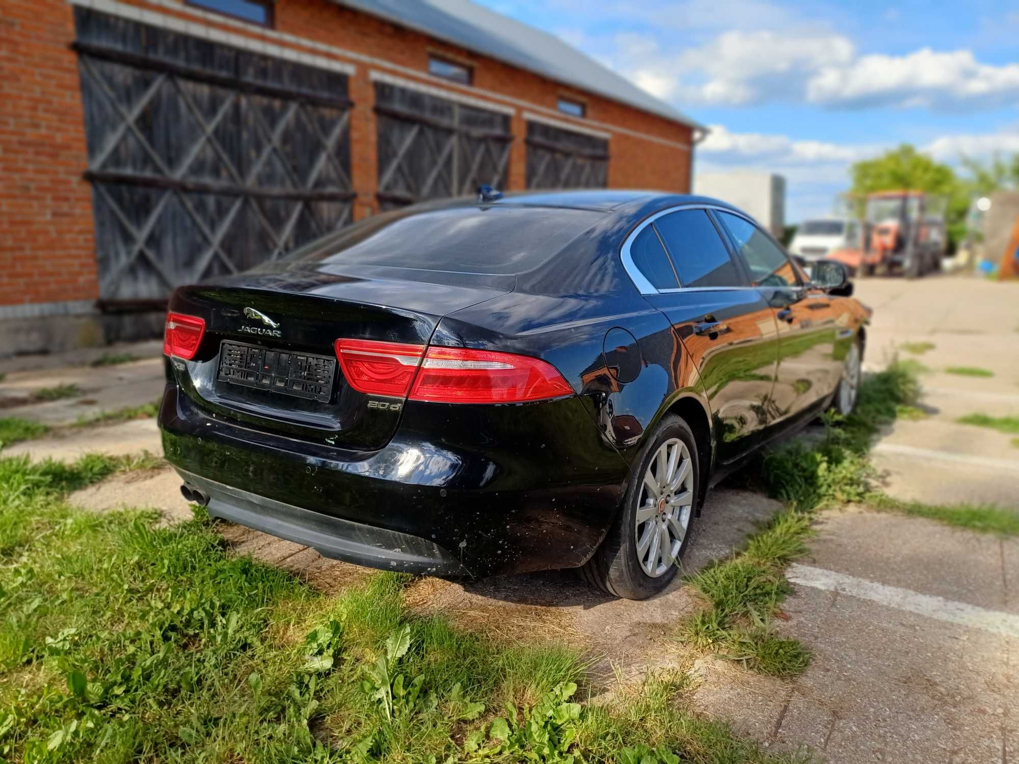 Jaguar XE portfolio 2.0 diesel 2016r, 67tys.km.