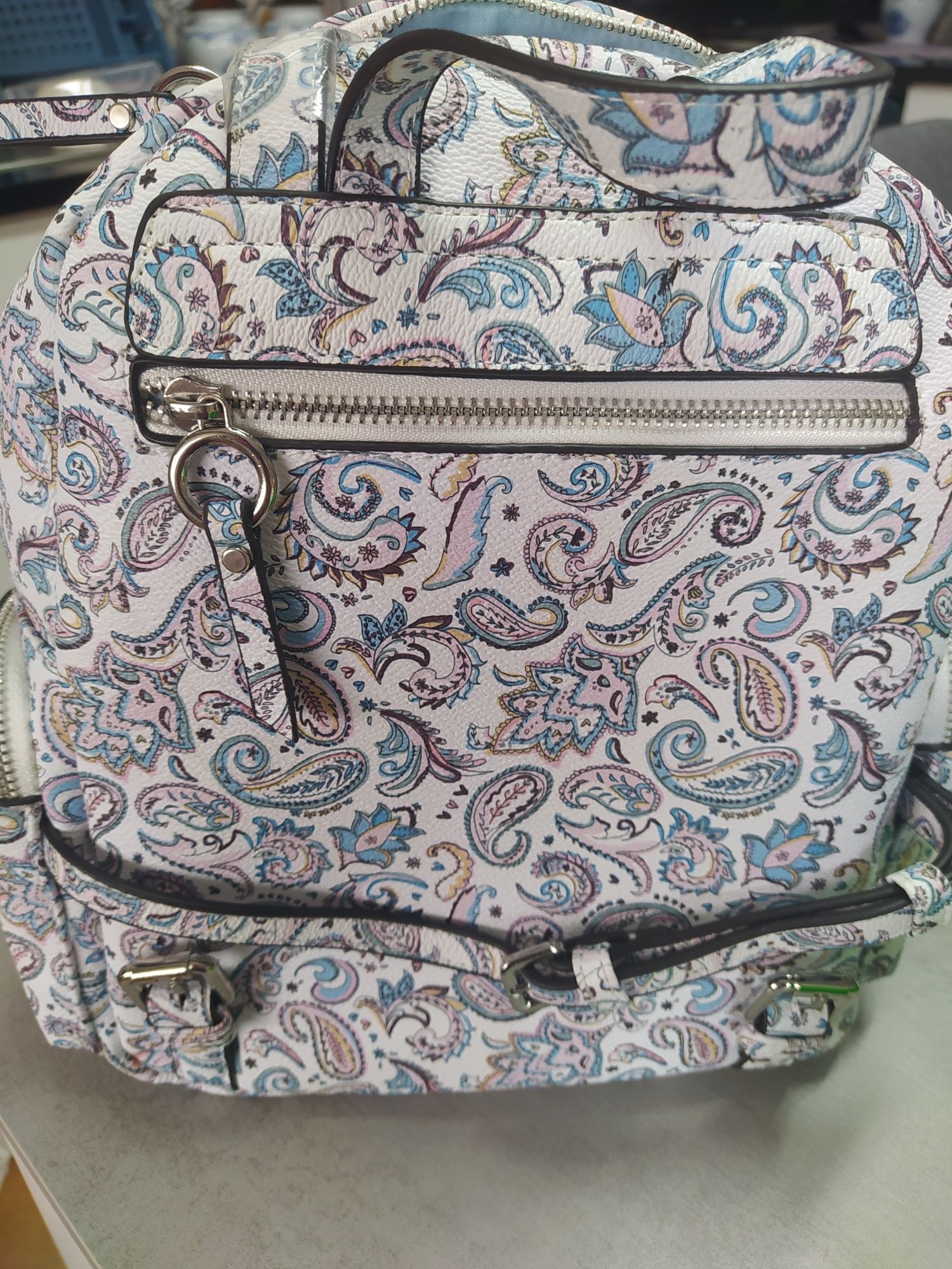 Mochila + carteira parfois