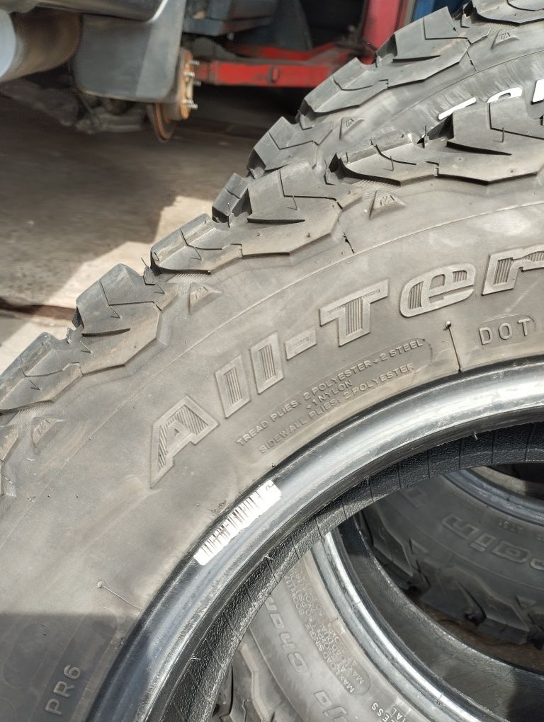 BFGoodrich 215/70r16 All-Terain T/A KO2