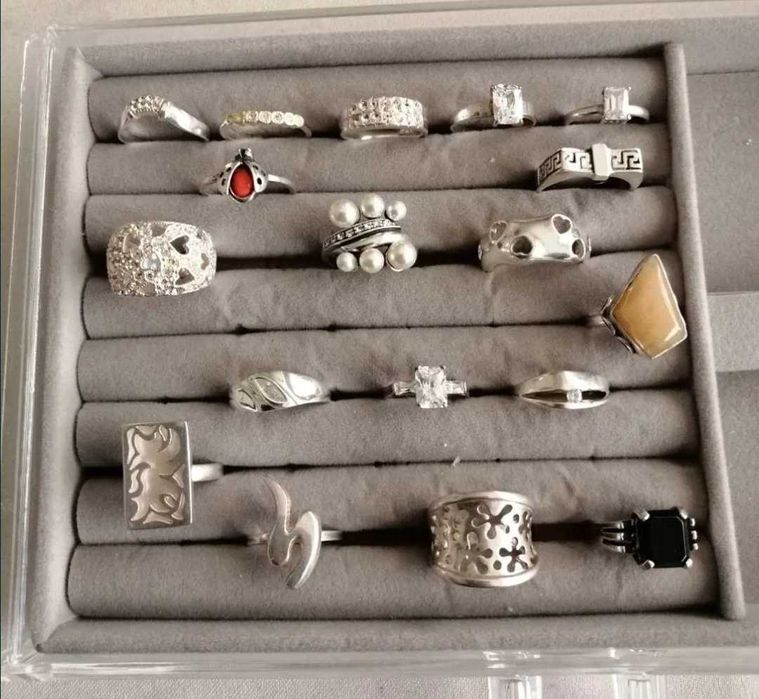 Pierścionek srebrny