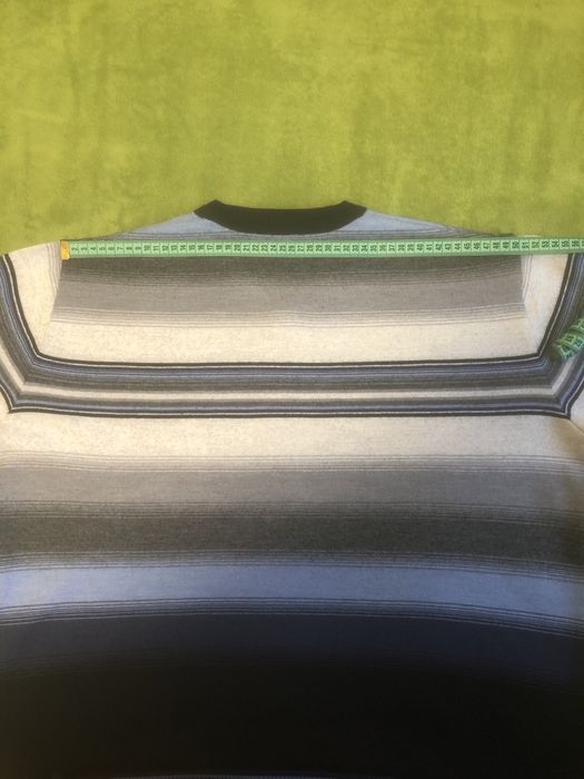 Два муж. полувера р.52 цена указ. за один