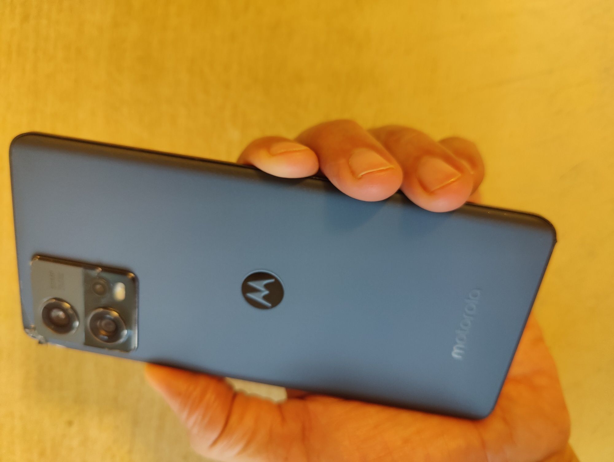 Sprzedam smartfon Motorola edge 30 fusion. 8/128. Stan BDB