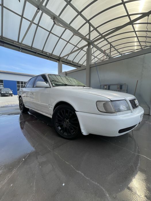 Audi 100 c4 2.0 бенз