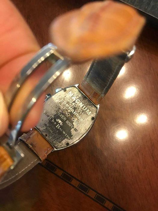 Продам  Швейцарские часы Van Der Bauwede