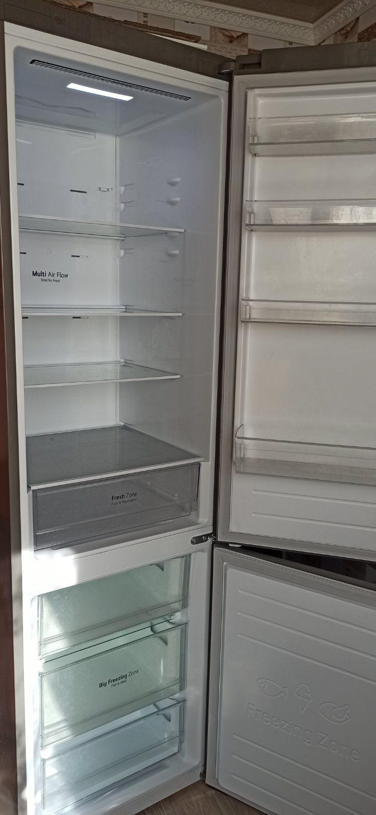Холодильник Lg.отработал 6 месяцев