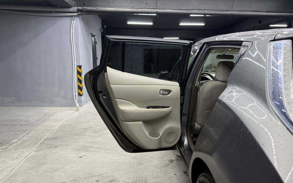 Nissan Leaf 2013