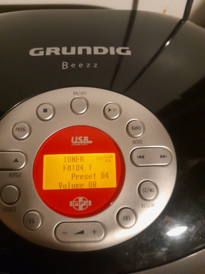 Radiomagnetofon  grundig