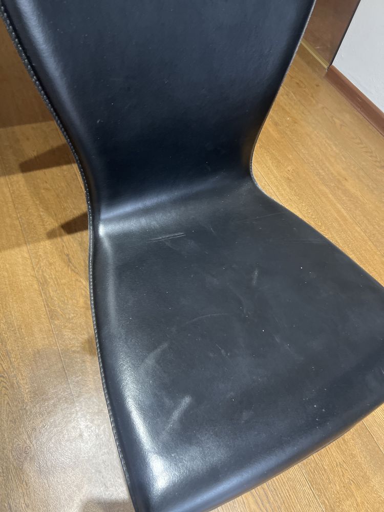 Komplet 6 krzeseł skóra