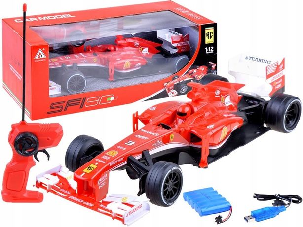 Auto wyścigowe Formuła 1 F1 czerwony Bolid na pilota
