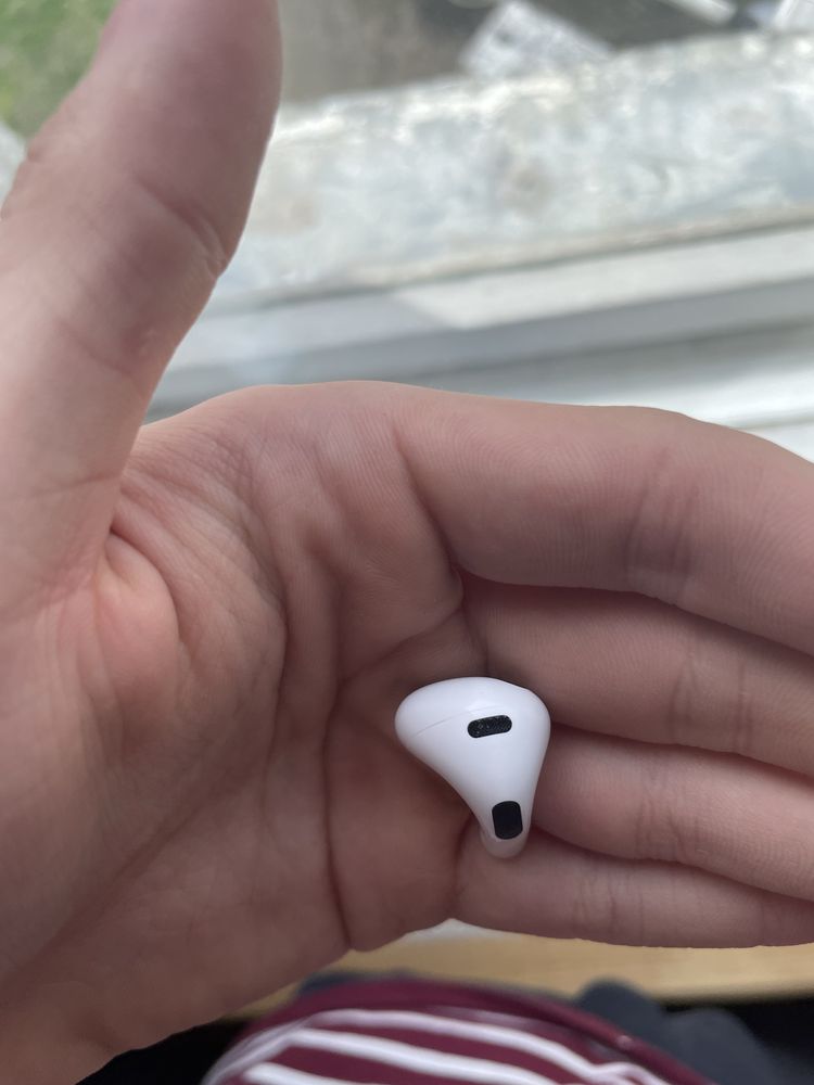 Airpods 3 A2564 лівий left