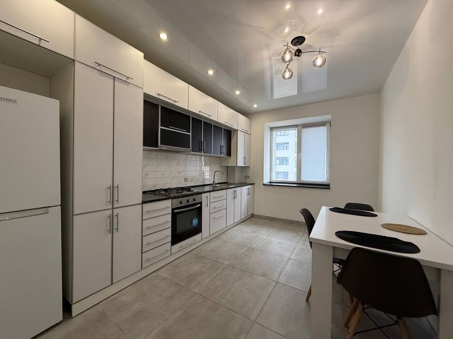 Оренда 1-кімнатної біля ТЦ Велес